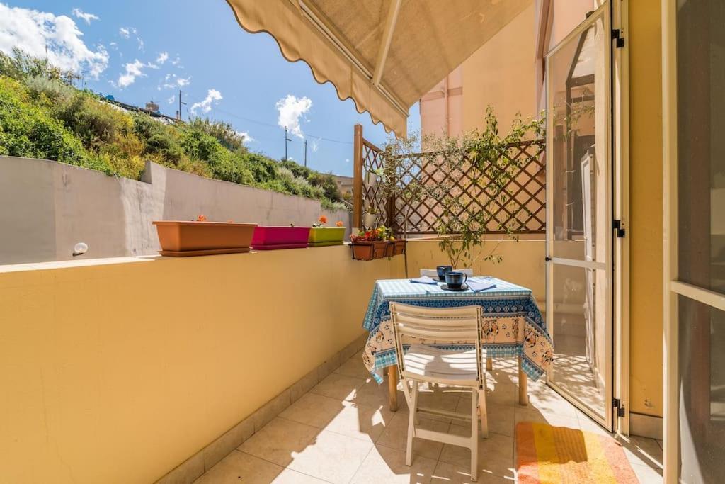 La Terrazza Di Sant'Avendrace Lägenhet Cagliari Exteriör bild